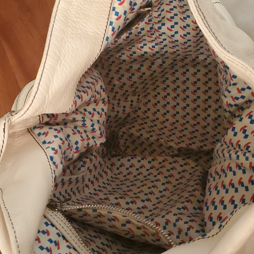 Handbag - Picture 10 of 10